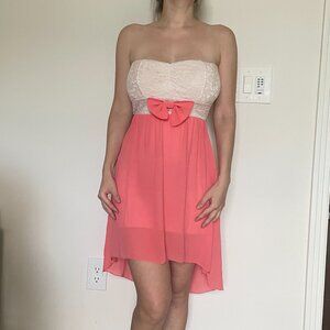 Strapless asymmetrical dress